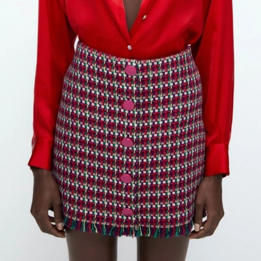 Zara mini tweed skirt Size Medium